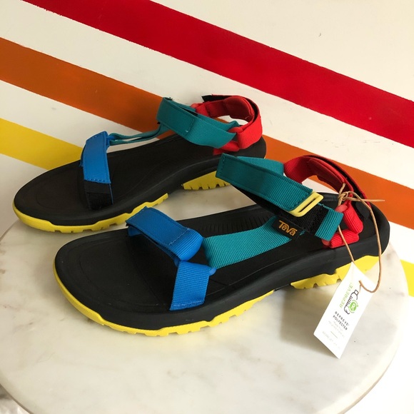 color block tevas